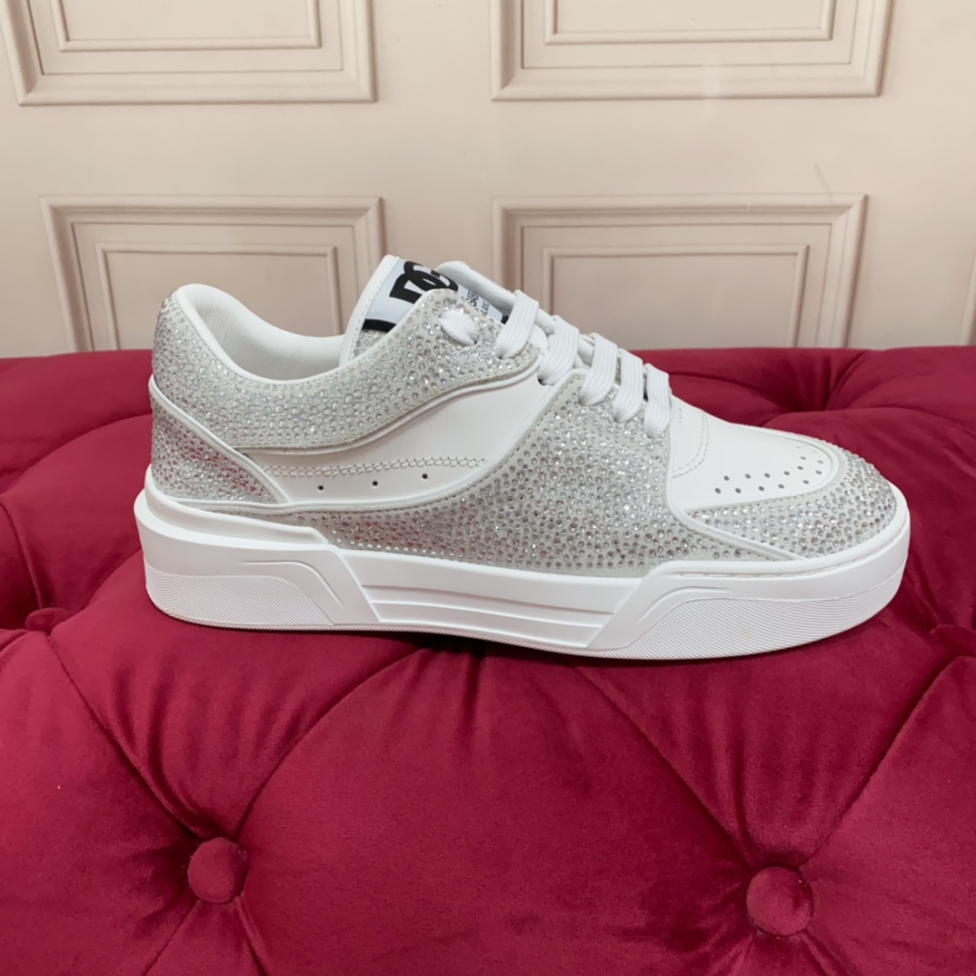 Dolce & Gabbana Ledersneaker mit Kristallverzierung - EUR FASHION