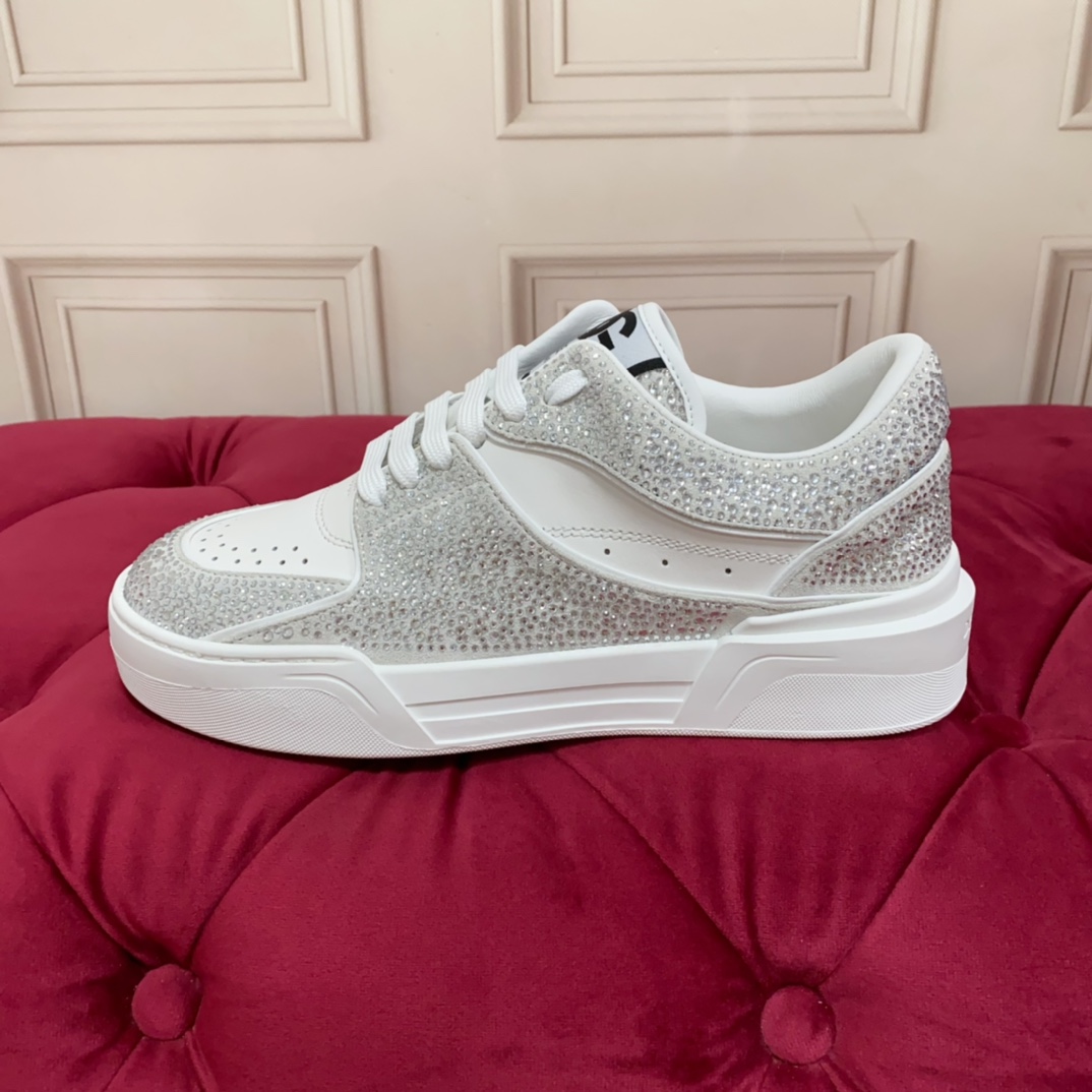 Dolce & Gabbana Ledersneaker mit Kristallverzierung - EUR FASHION