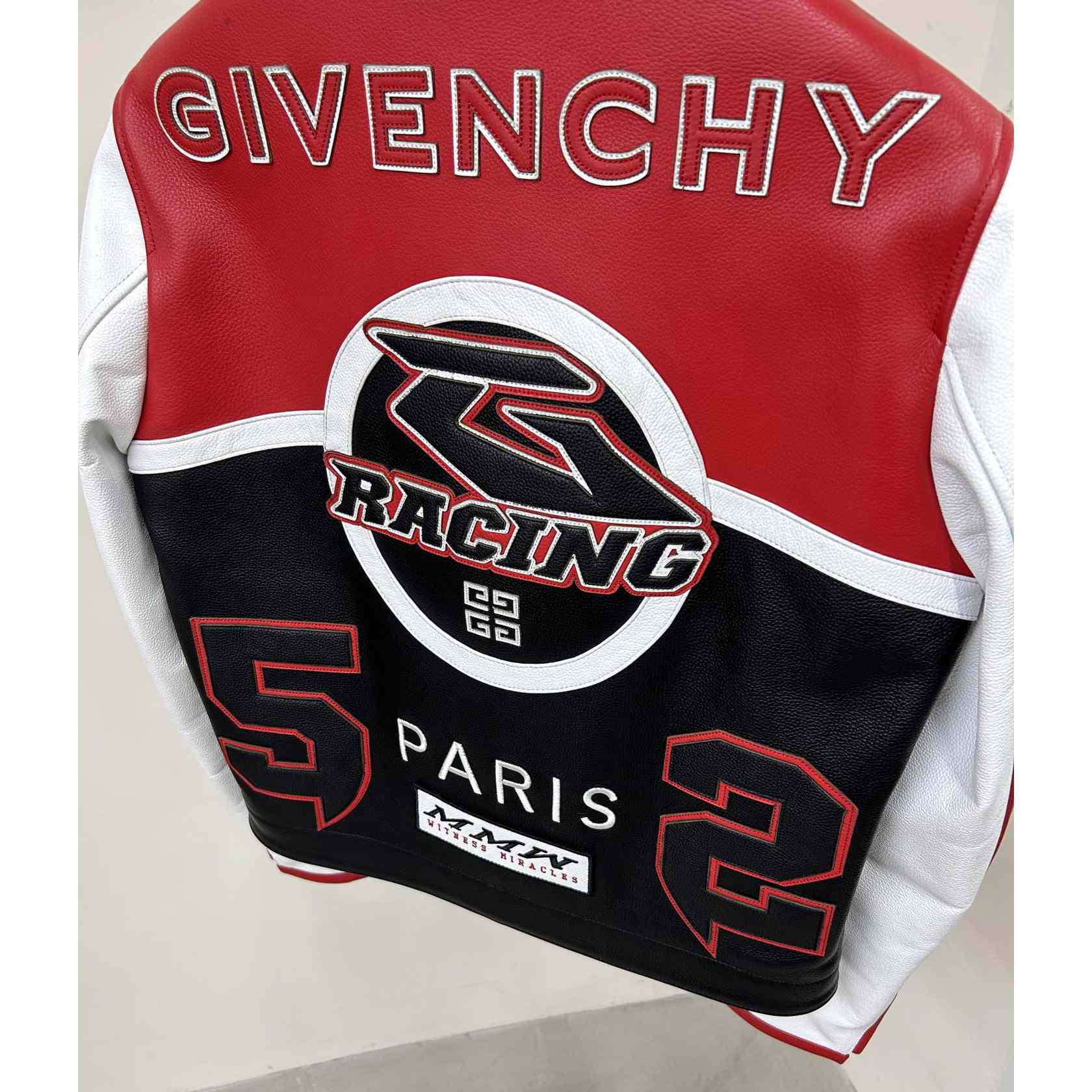 Rote Bikerjacke mit 4g-Motiv von Givenchy - EUR FASHION
