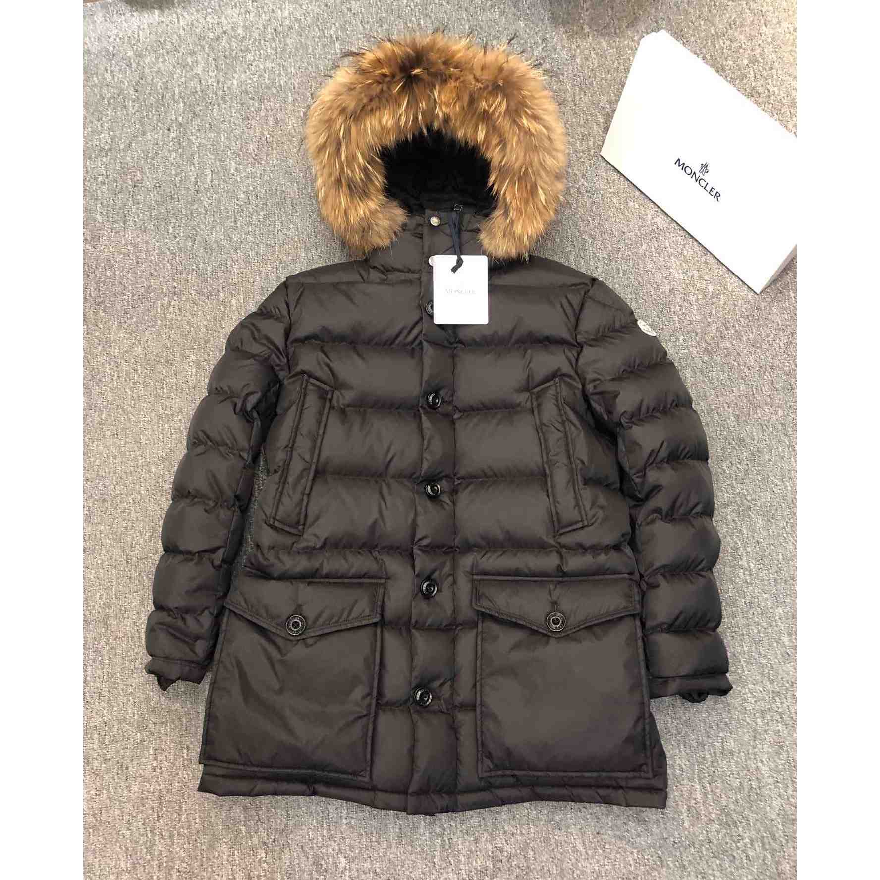 Moncler lange Daunenjacke - EUR FASHION