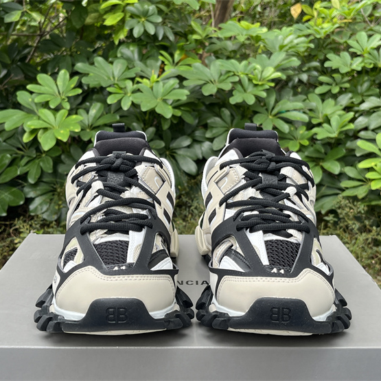 Balenciaga Track Sneaker aus beigem und schwarzem Mesh und Nylon - EUR FASHION