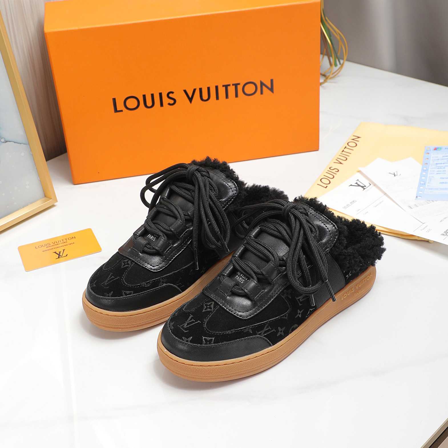 Louis Vuitton Lous Sneaker mit offener Rückseite - EUR FASHION