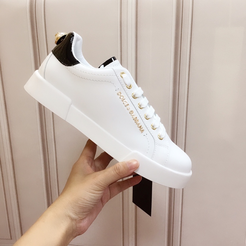 Weiße Portofino-Trainer von Dolce & Gabbana mit Perle - EUR FASHION