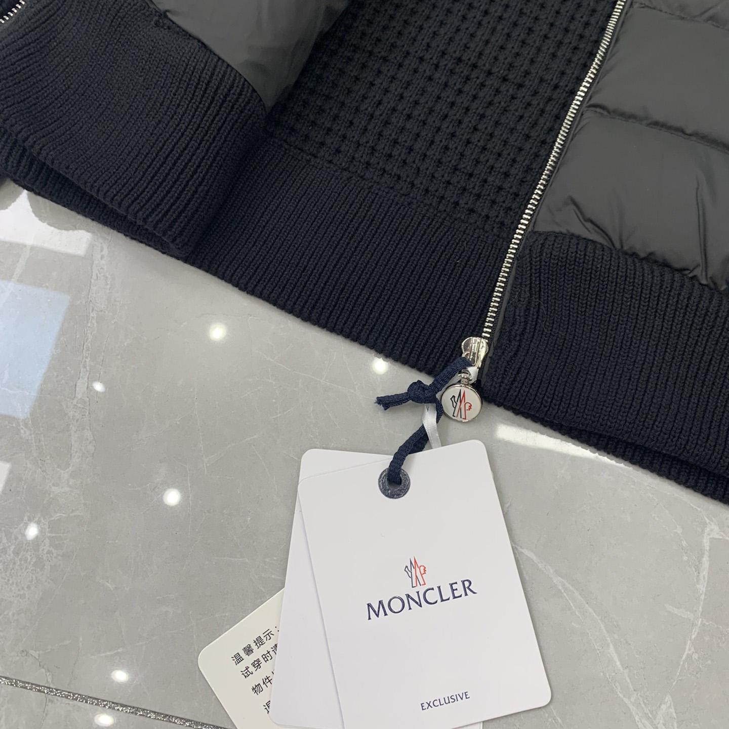 Moncler Wattierte Jacke mit Reißverschluss - EUR FASHION