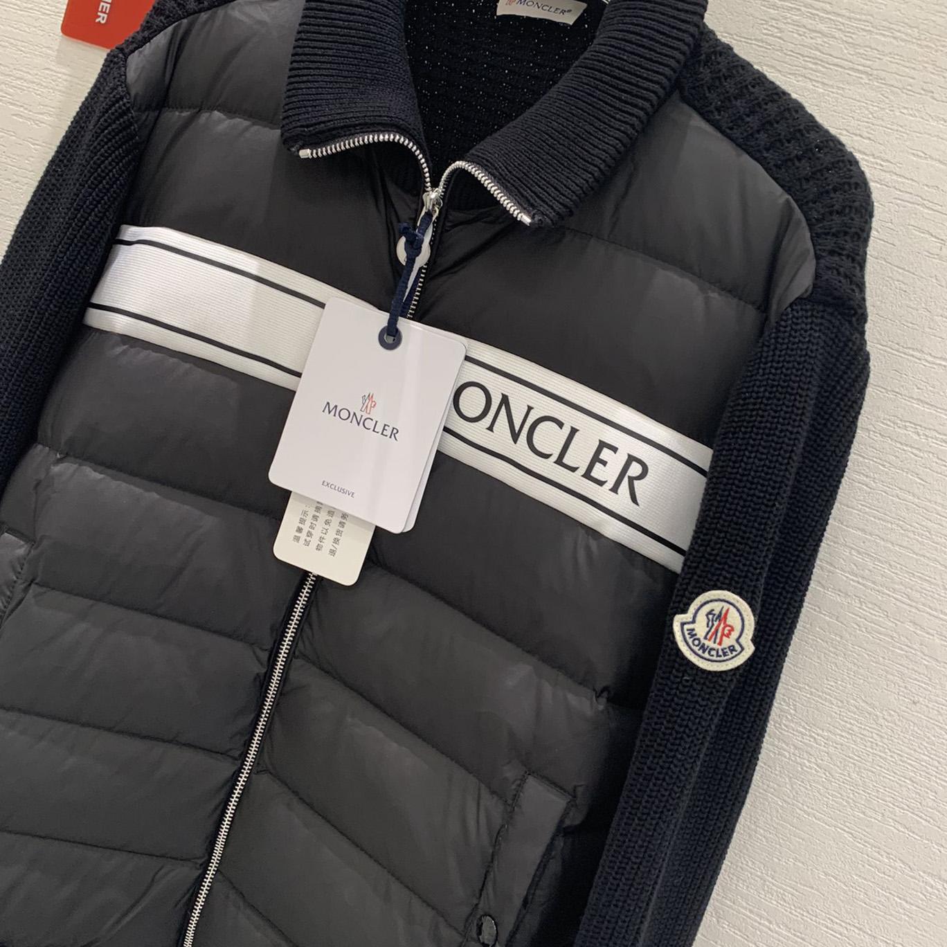 Moncler Wattierte Jacke mit Reißverschluss - EUR FASHION