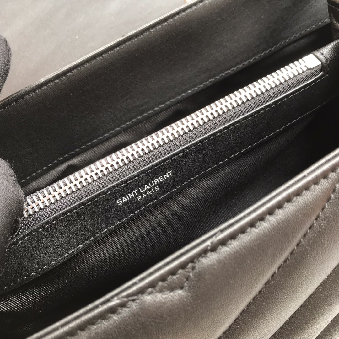 Saint Laurent Loulou mittelgroße Umhängetasche mit Kette (32 x 22 x 11 cm) - EUR FASHION