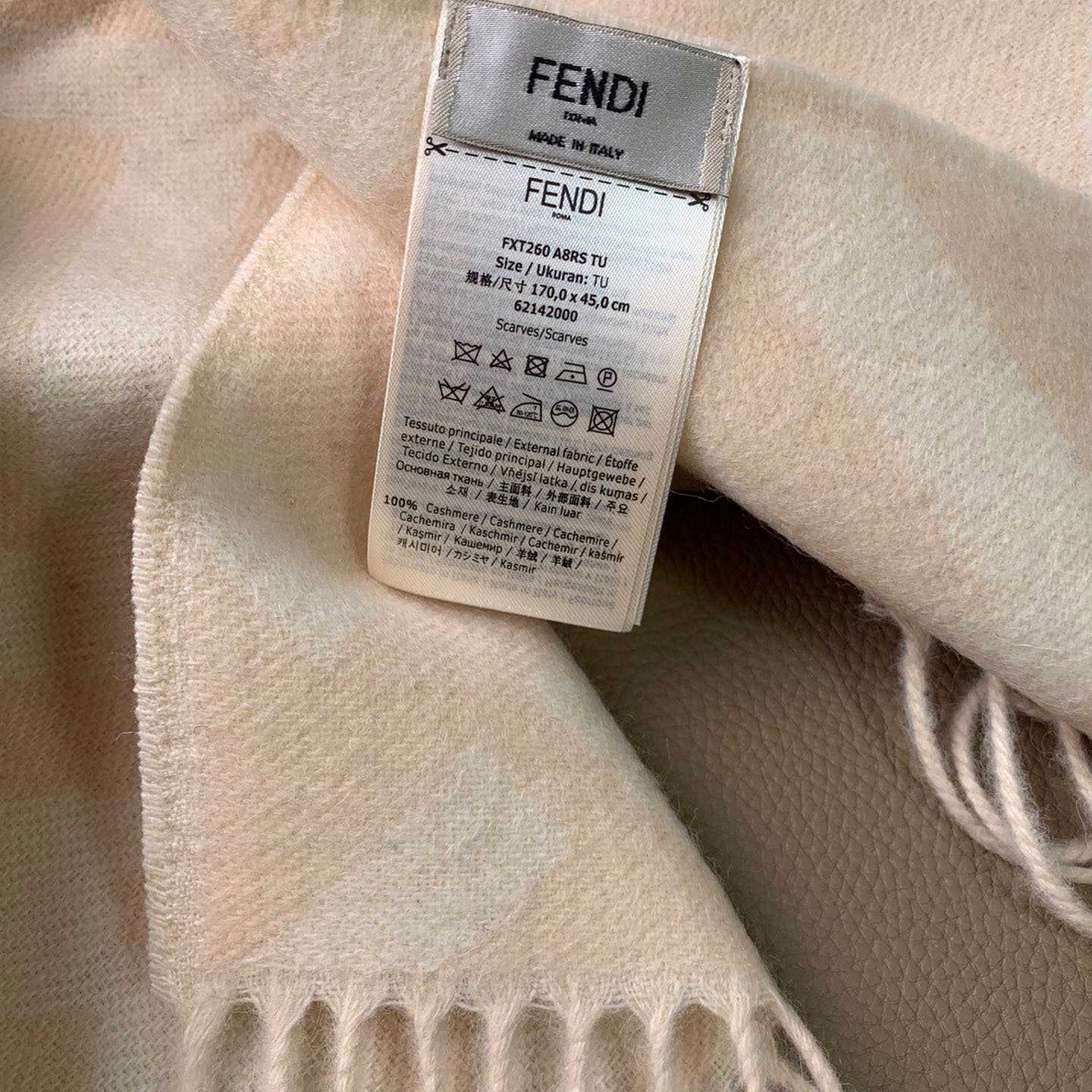 Fendi Pale Pink Cashmere Scarf - EUR FASHION