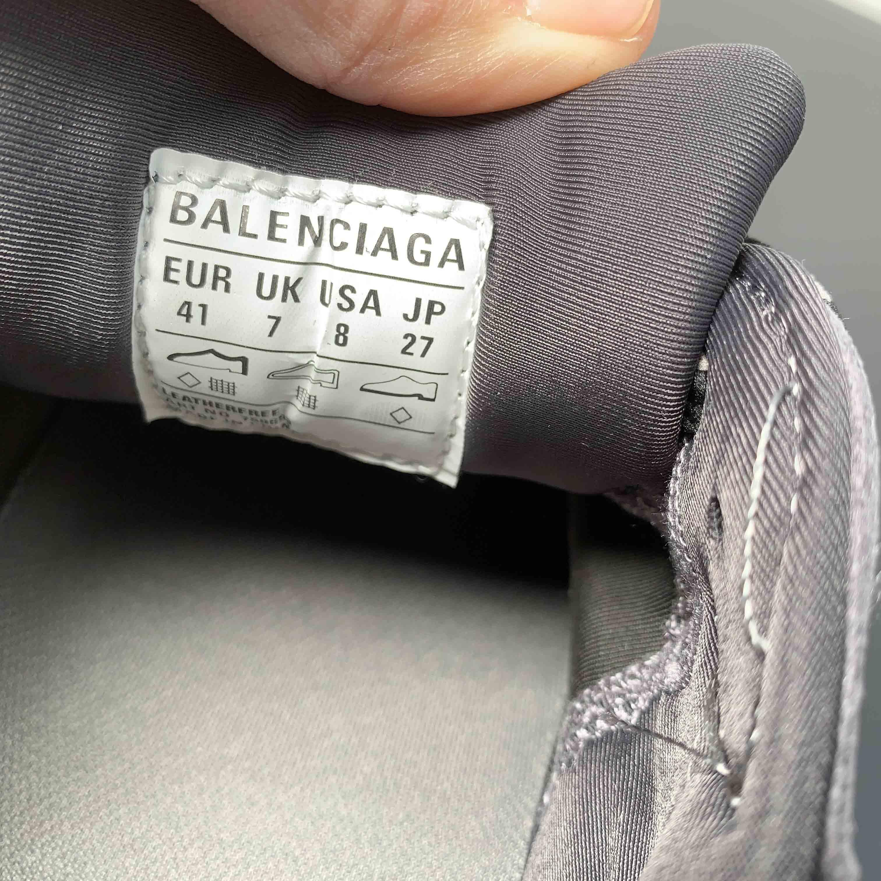 Balenciaga 3XL Sneaker in Dunkelgrau<br>
 - EUR FASHION