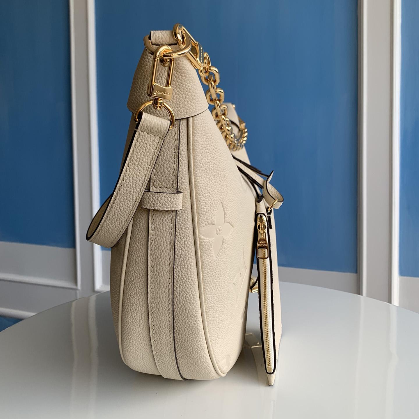Louis Vuitton Loop Hobo M46739<br>
 - EUR FASHION