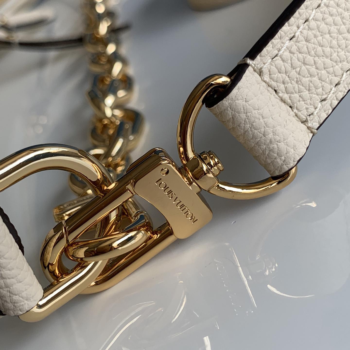 Louis Vuitton Loop Hobo M46739<br>
 - EUR FASHION