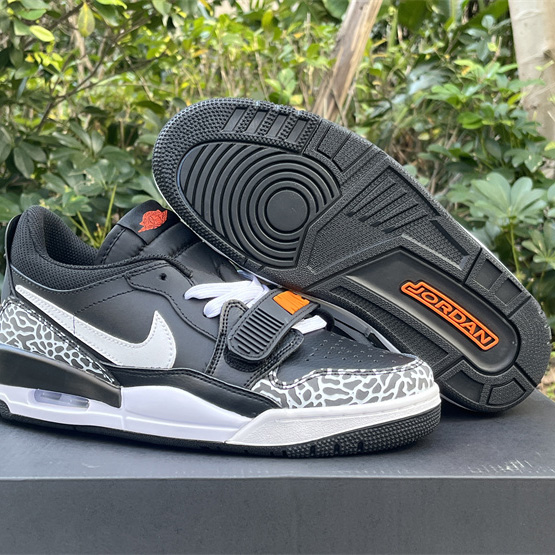 Jordan Legacy 312 Sneaker CD7069-011<br>
 - EUR FASHION