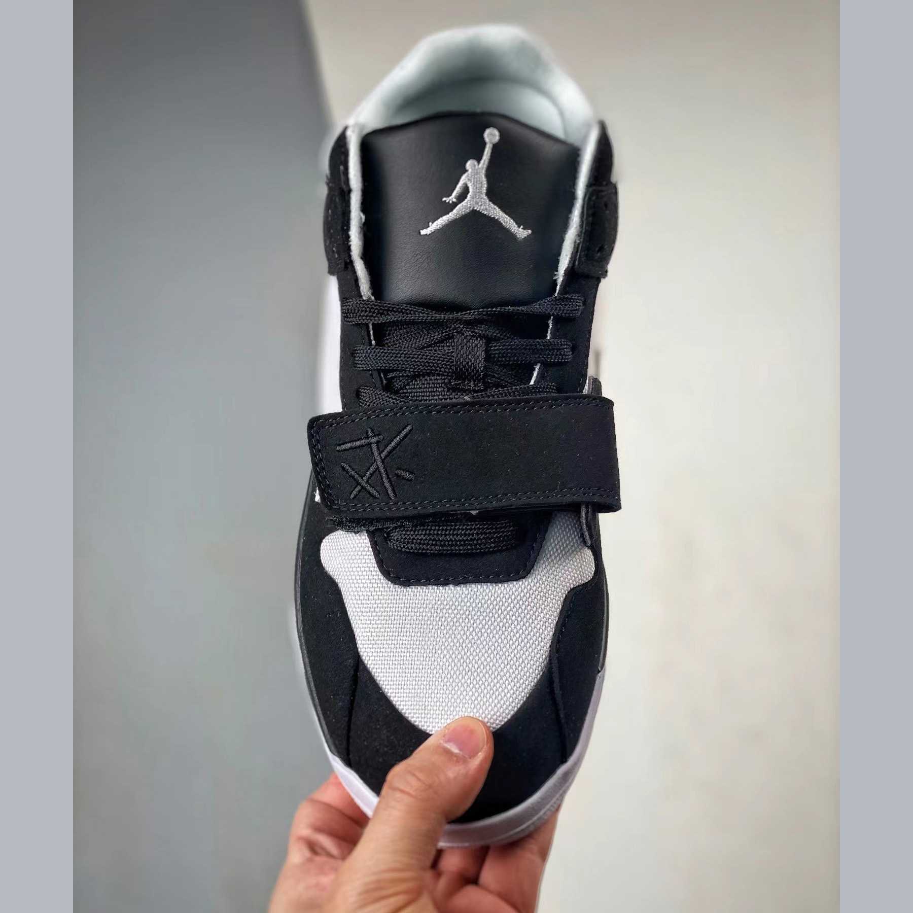 Travis Scott x Jordan Executive The Check Sneaker FZ8117-045<br>
 - EUR FASHION