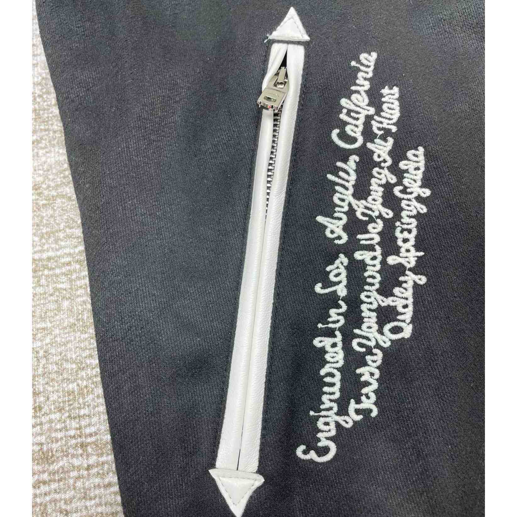 Amiri Hockey Varsity Bomber<br>
 - EUR FASHION