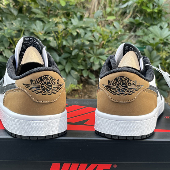 Air Jordan 1 Low OG „Mocha“ Sneaker CZ0790-102<br>
 - EUR FASHION