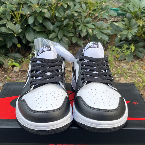 Air Jordan 1 Low OG „Mocha“ Sneaker CZ0790-102<br>
 - EUR FASHION