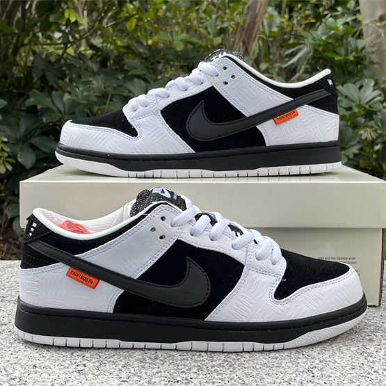 Tightbooth x Nike SB Dunk Low Sneaker FD2629-100<br>
 - EUR FASHION