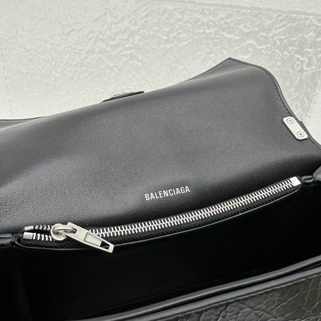 Balenciaga Crush Small Sling Bag für Damen in Schwarz<br>
 - EUR FASHION