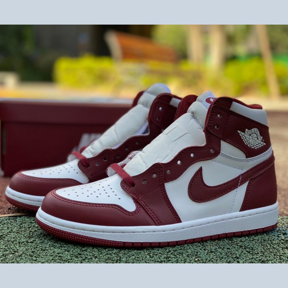 Air Jordan 1 Retro Hi OG „Team Red“ Sneaker DZ5485-160<br>
 - EUR FASHION