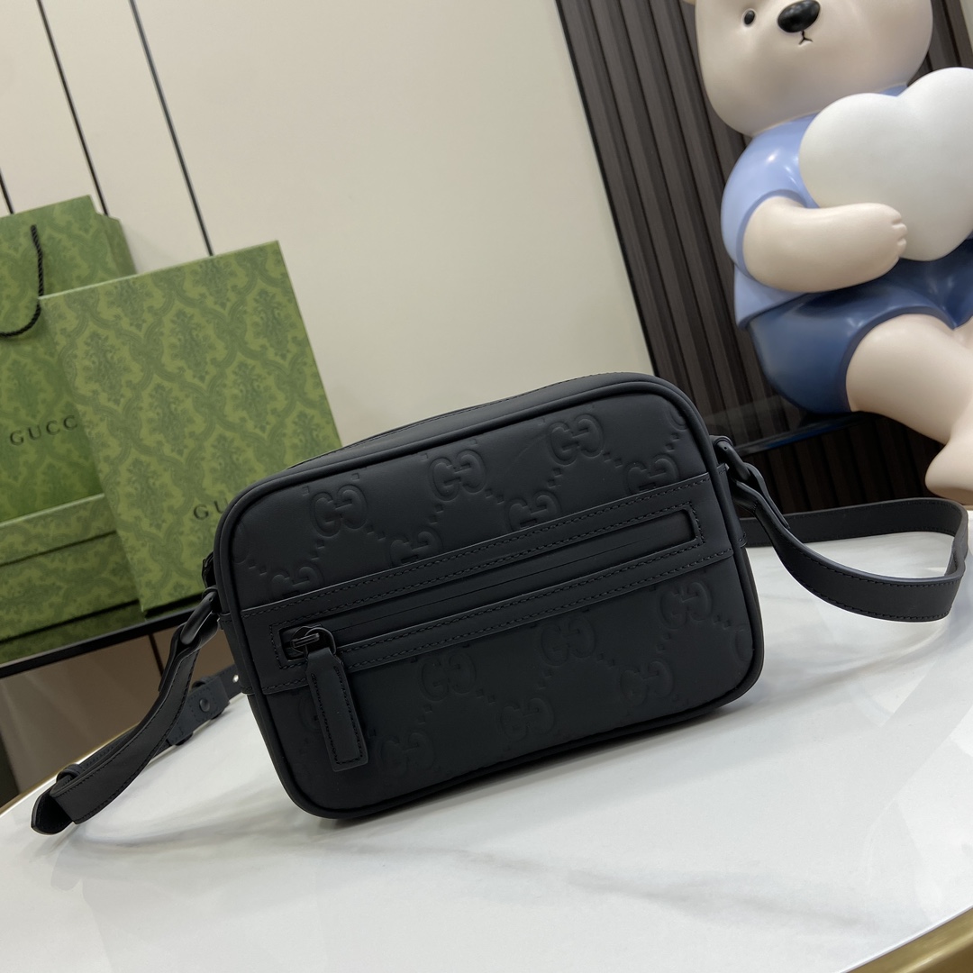 Gucci GG Mini-Schultertasche mit Gummieffekt<br>
 - EUR FASHION