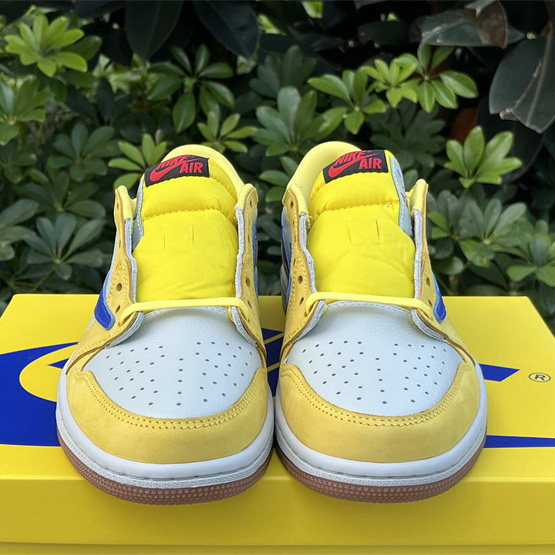 Travis Scott x Air Jordan 1 Low Canary Sneaker      DZ4137-700 - EUR FASHION