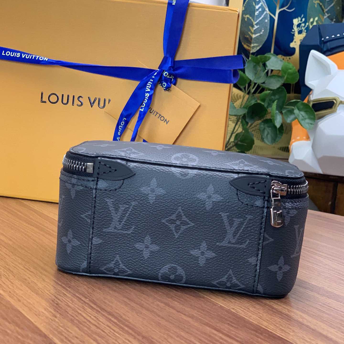 Louis Vuitton Packing Cube PM<br>
 - EUR FASHION