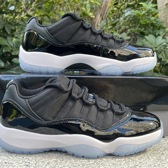 Air Jordan 11 Low „Space Jam“ Sneaker FV5104-004<br>
 - EUR FASHION