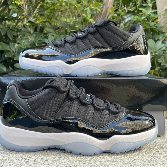 Air Jordan 11 Low „Space Jam“ Sneaker FV5104-004<br>
 - EUR FASHION