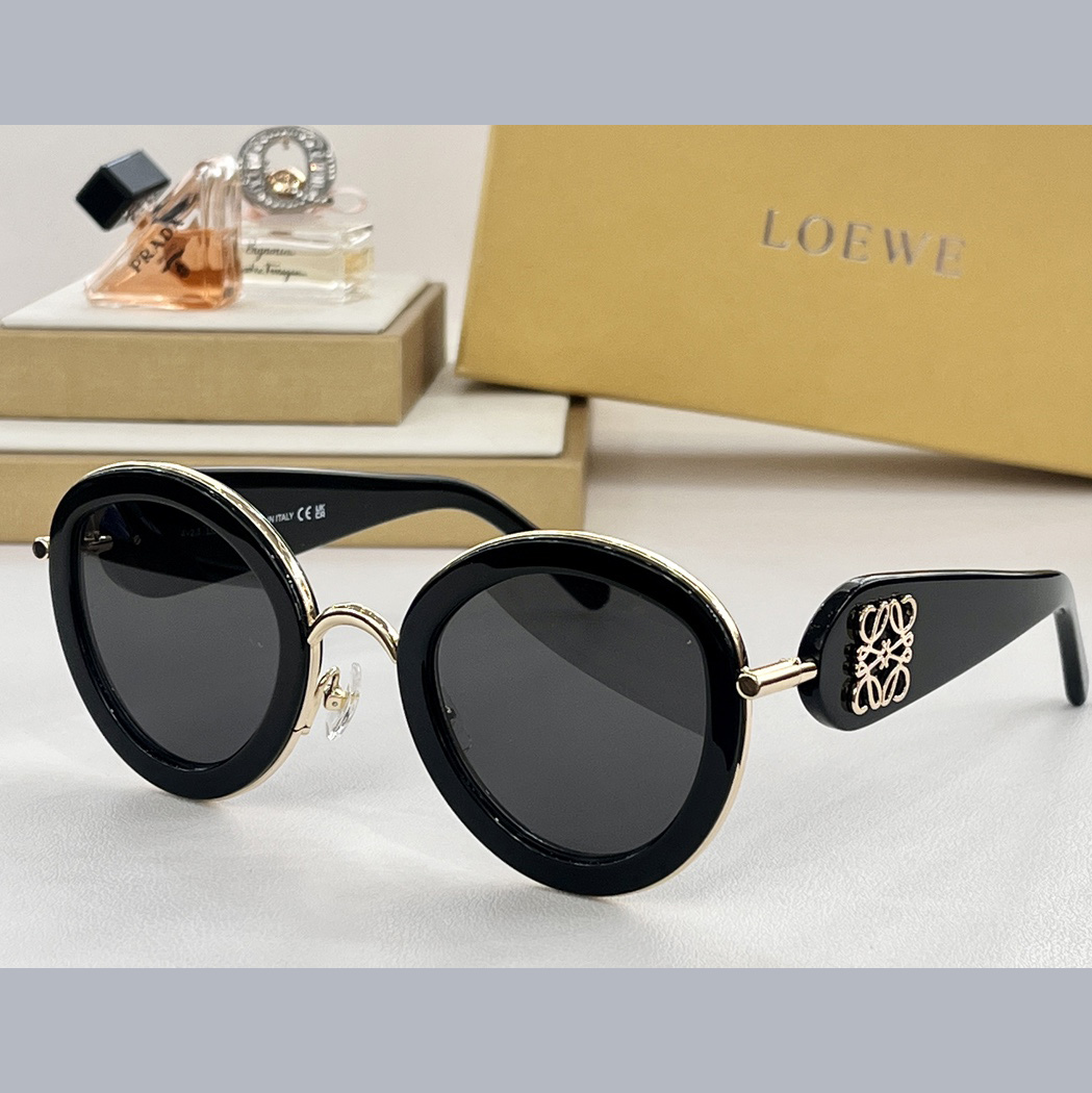 Loewe Metal Daisy Sonnenbrille aus Acetat aus Metall<br>
 - EUR FASHION