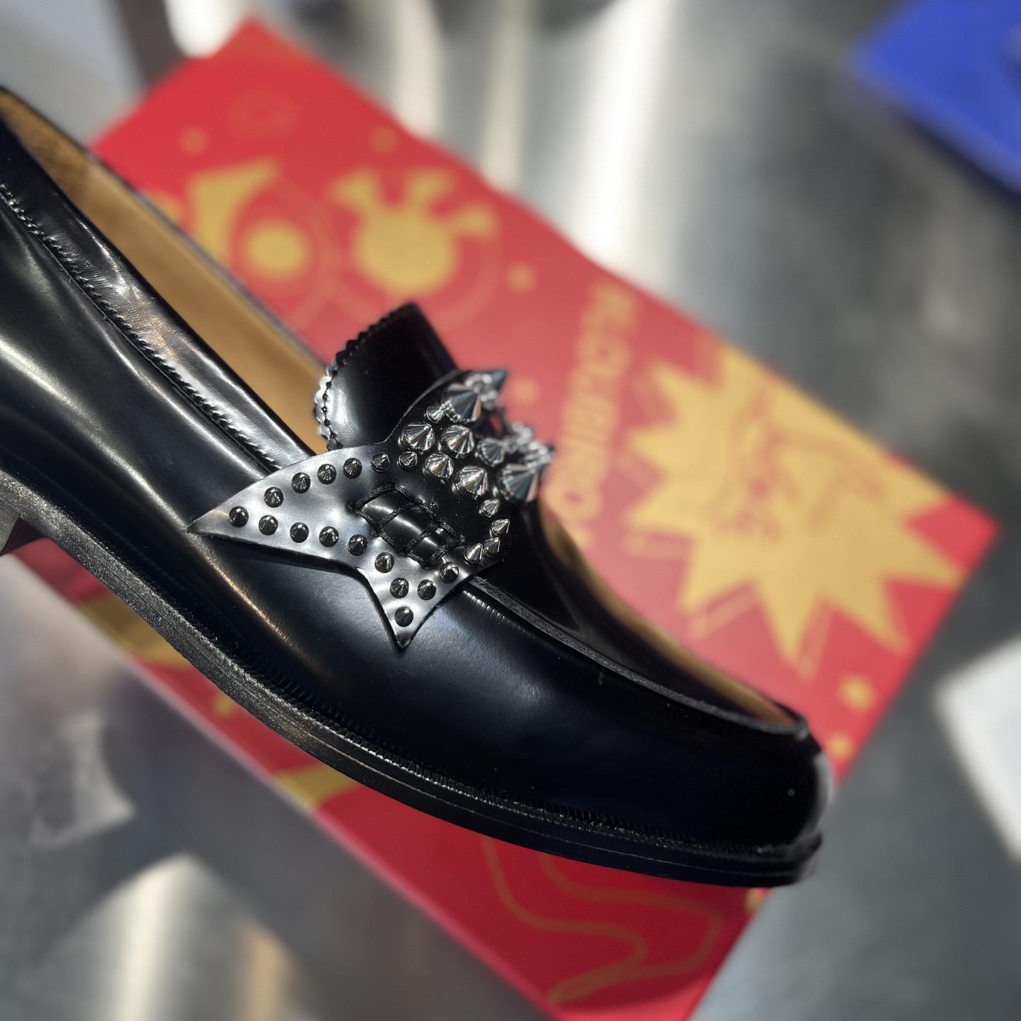 Christian Louboutin Slipper<br>
 - EUR FASHION