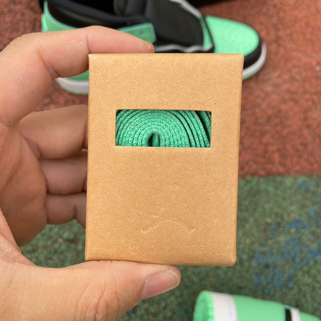 Air Jordan 1 Retro High OG „Green Glow“ Sneaker DZ5485-130<br>
 - EUR FASHION