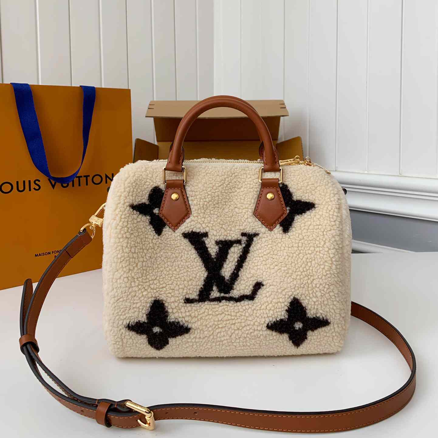 Louis Vuitton Speedy Bandoulière 25 M23468<br>
 - EUR FASHION