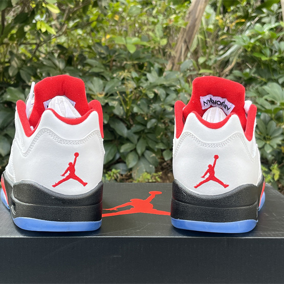 Air Jordan 5 Low „Fire Red“ Turnschuhe CU4523-100<br>
 - EUR FASHION