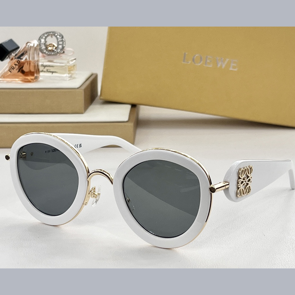 Loewe Metal Daisy Sonnenbrille aus Acetat aus Metall<br>
 - EUR FASHION