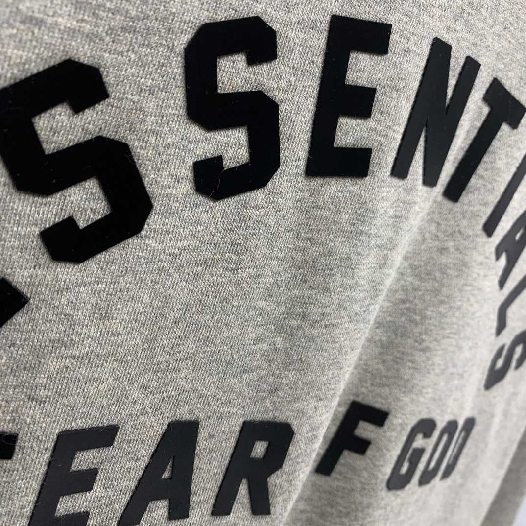 Fear Of God Essentials Kapuzenpullover mit Logo-Print<br>
 - EUR FASHION