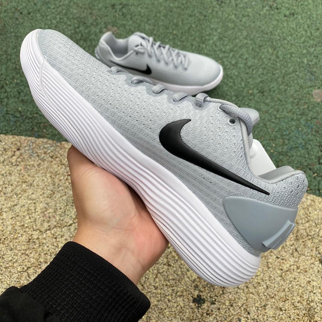 Nike Hyperdunk 2017 Low TB University Sneaker<br>
 - EUR FASHION