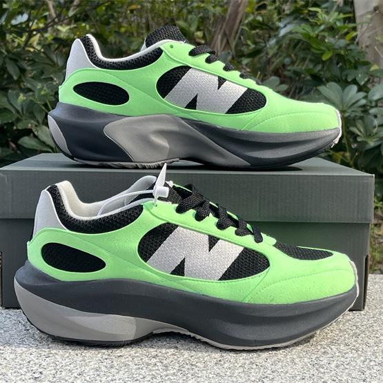 New Balance Warped Runner Sneakers UWRPDKOM<br>
 - EUR FASHION