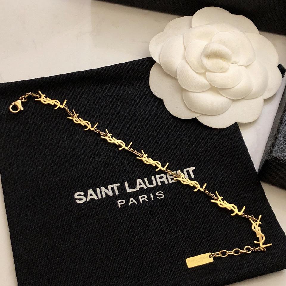 Saint Laurent Cassandre Multi-Charm-Armband aus Metall<br>
 - EUR FASHION