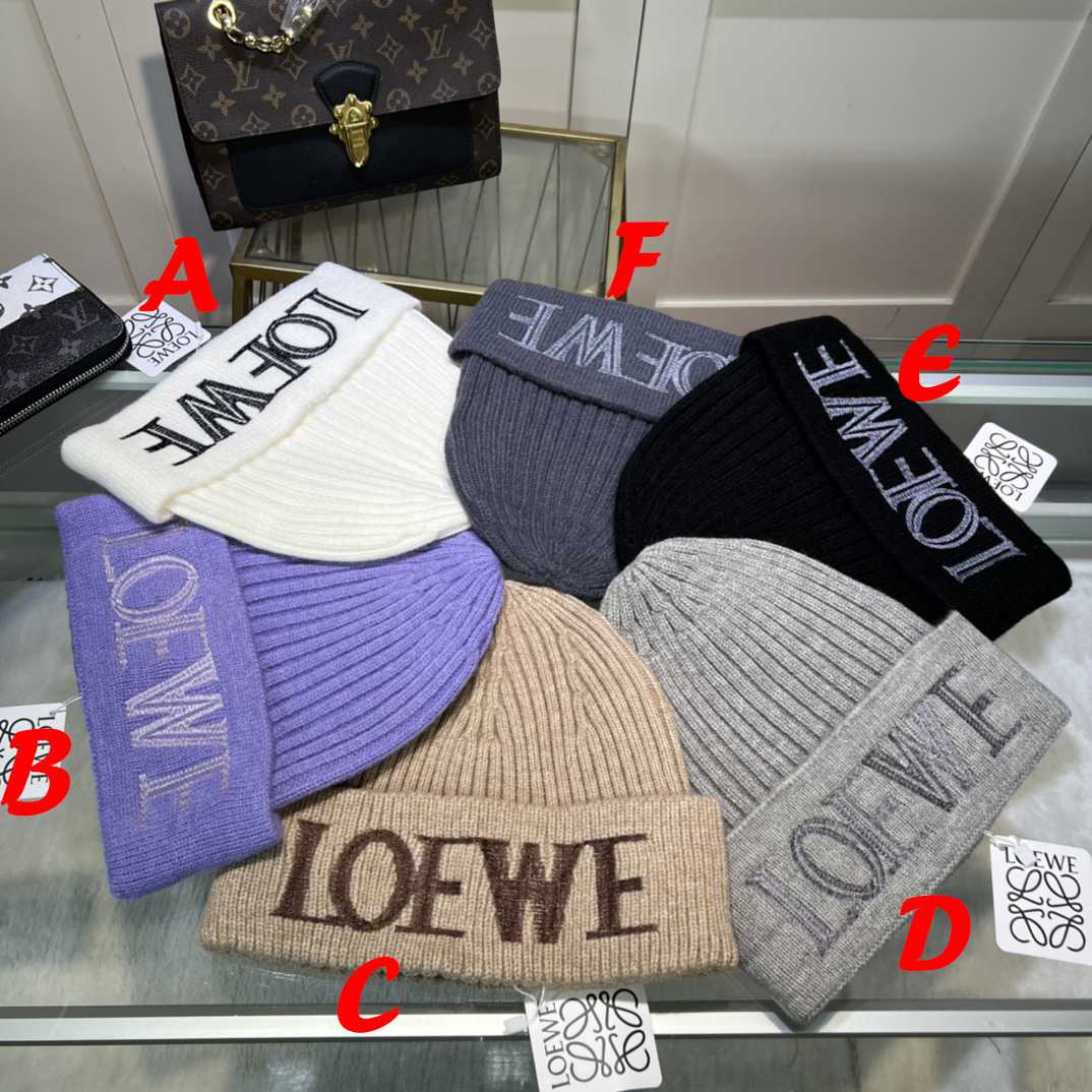 Loewe Beanie aus Wolle<br>
 - EUR FASHION