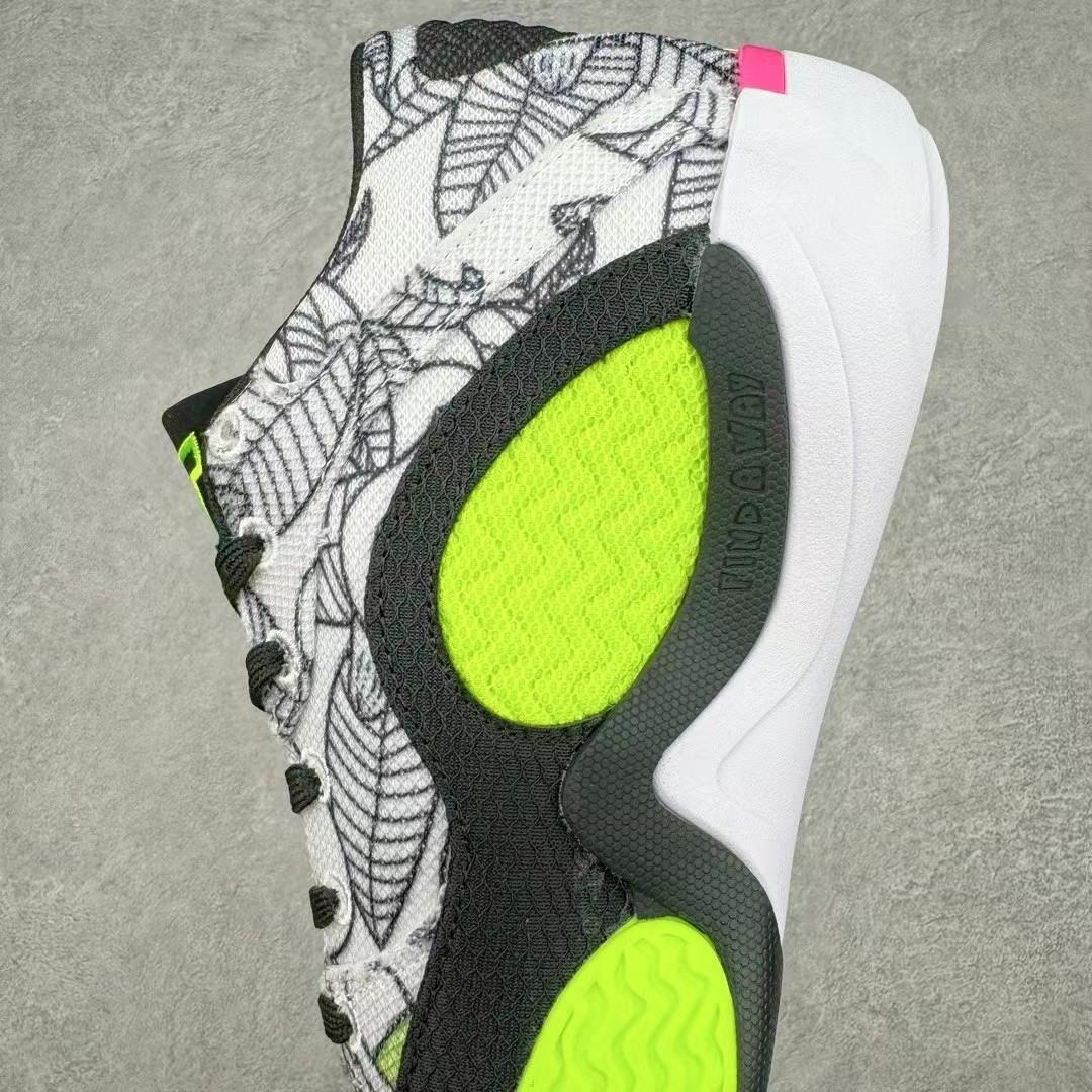 Jordan Tatum 2 „Momma's Boy“ Sneakers FJ6457-001<br>
 - EUR FASHION
