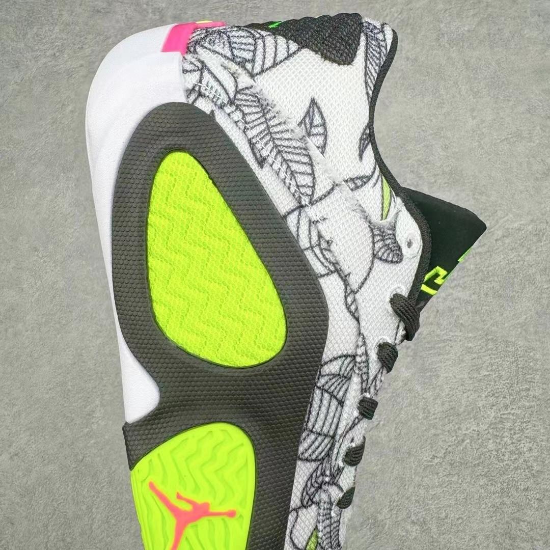 Jordan Tatum 2 „Momma's Boy“ Sneakers FJ6457-001<br>
 - EUR FASHION