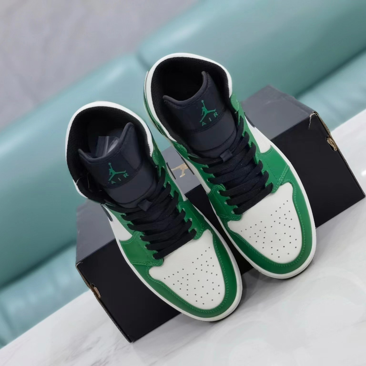 Air Jordan AJ1 MID Sneaker BQ6931-301<br>
 - EUR FASHION