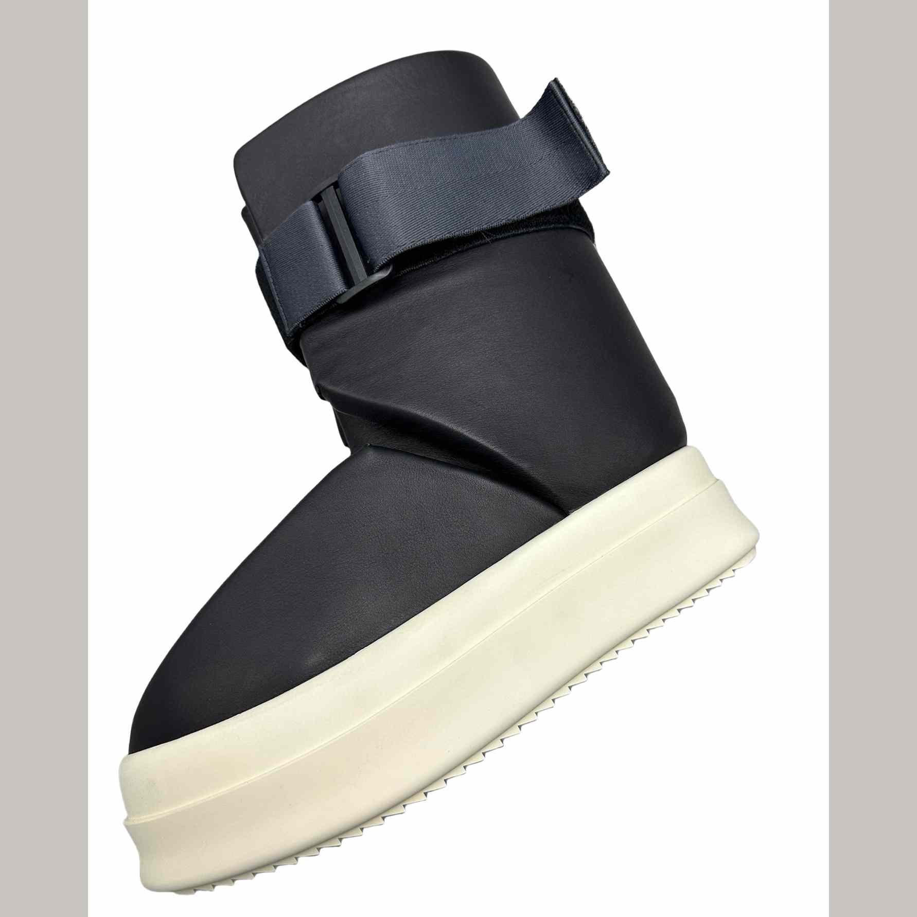 Rick Owens Splint High-Top-Sneaker aus Leder<br>
 - EUR FASHION