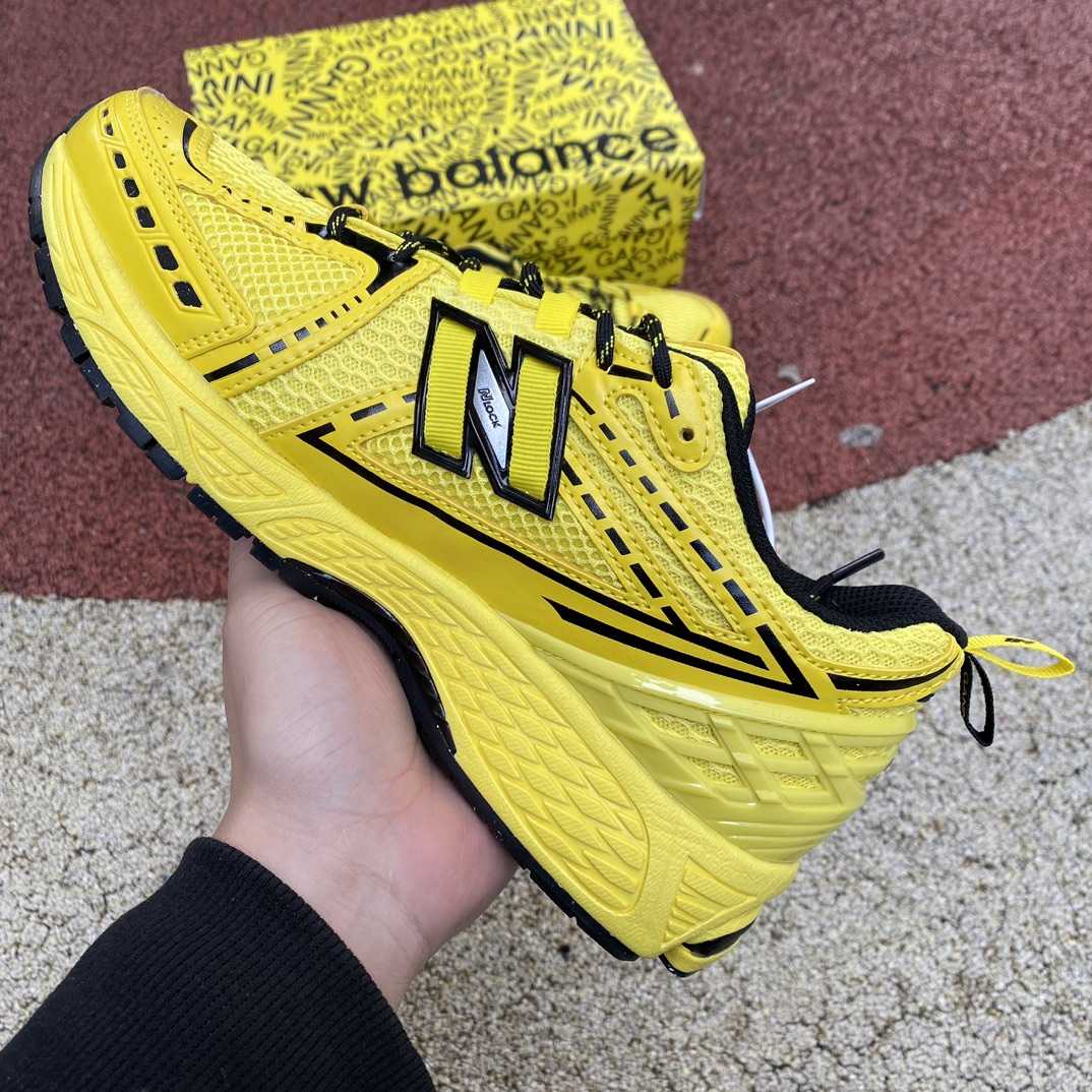 GANNI x New Balance 1906R Sneakers      M1906RGA - EUR FASHION