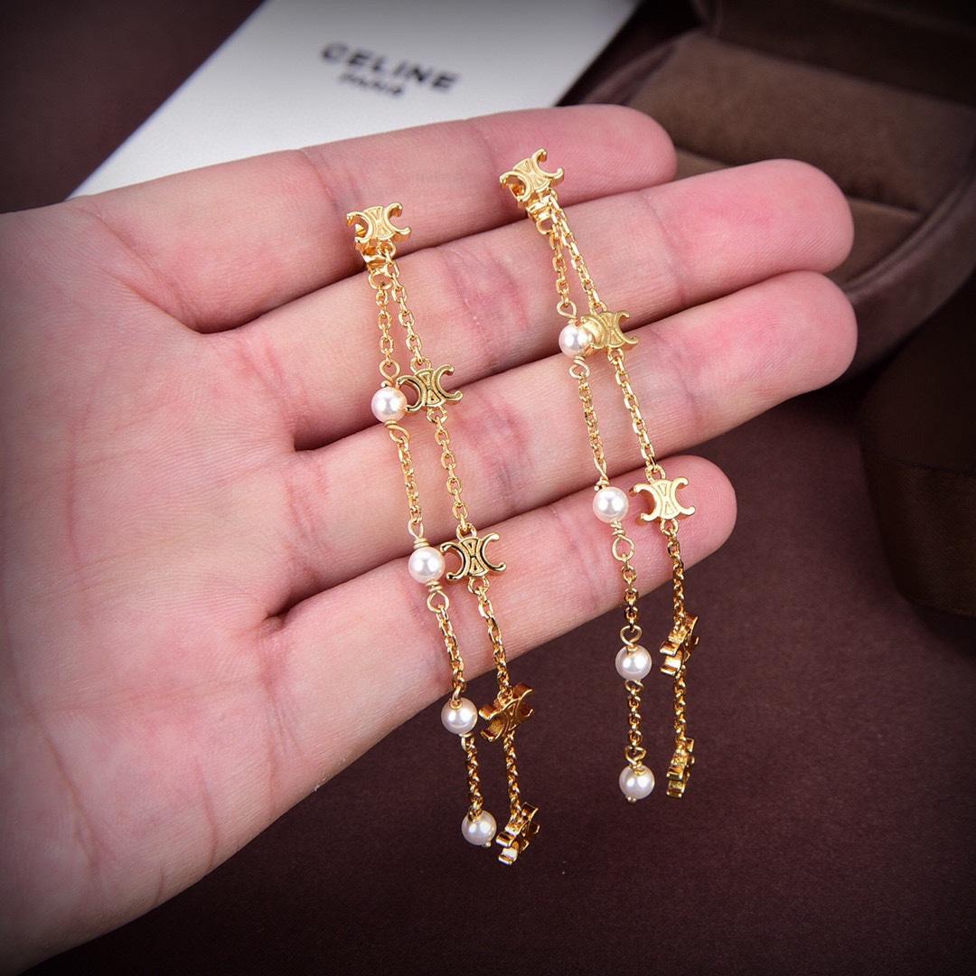 Celine Triomphe Long Pearl Earrings In Brass With Gold Finish And Resin Pearls - EUR FASHION