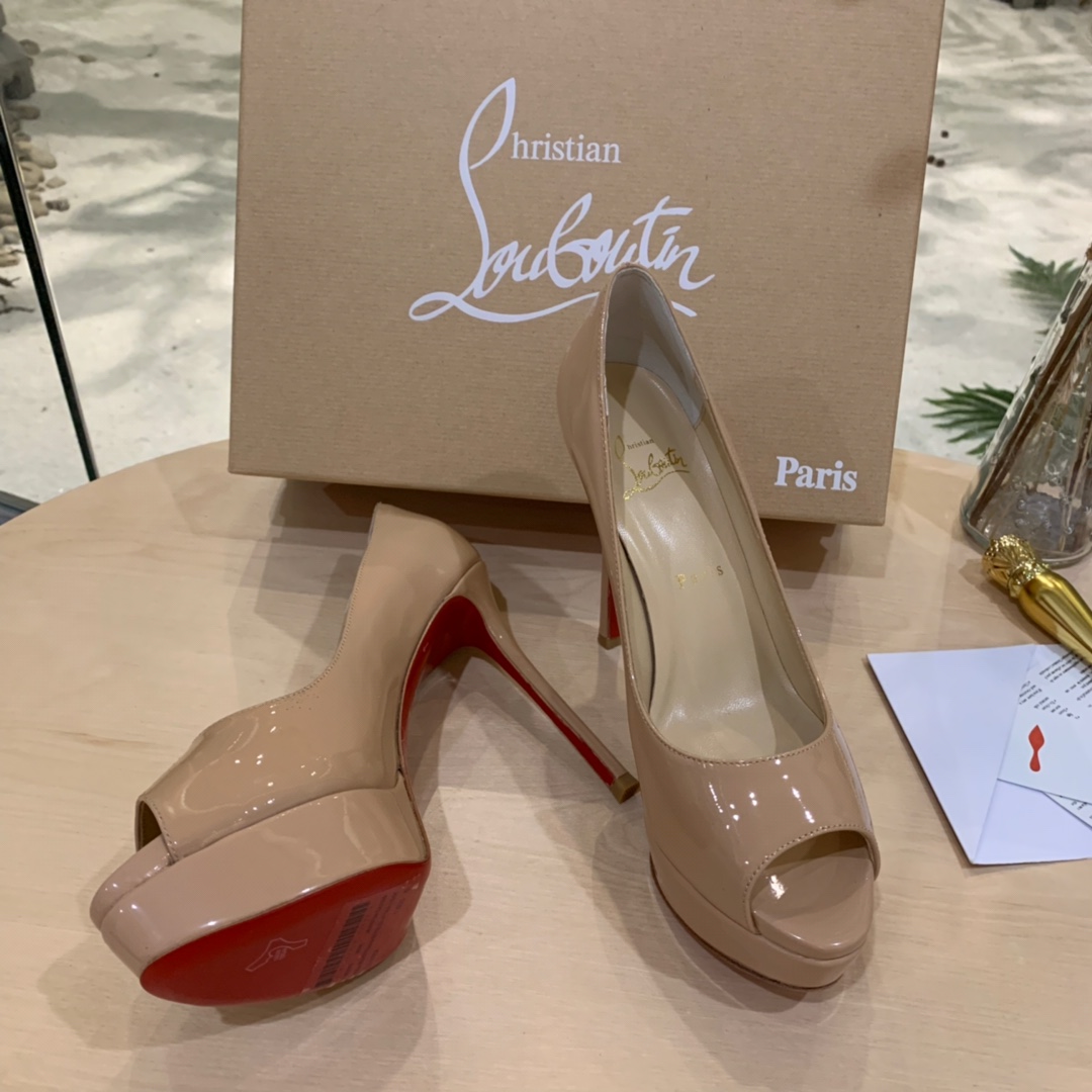 Christian Louboutin Heels - EUR FASHION