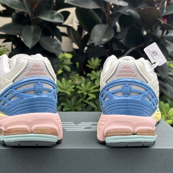 New Balance 1906R Sneakers    M1906NC  - EUR FASHION