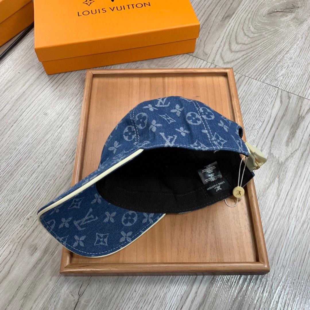 Louis Vuitton Monogram Cap - EUR FASHION