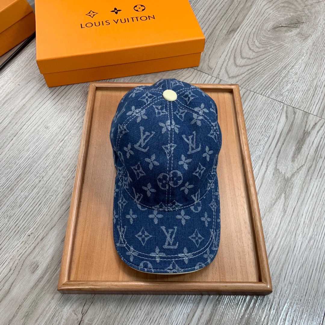 Louis Vuitton Monogram Cap - EUR FASHION