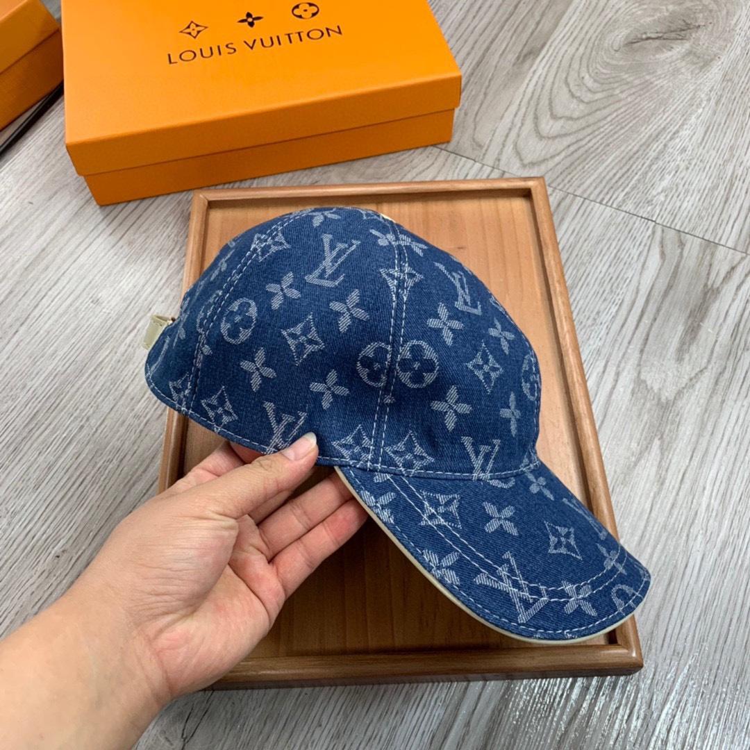 Louis Vuitton Monogram Cap - EUR FASHION