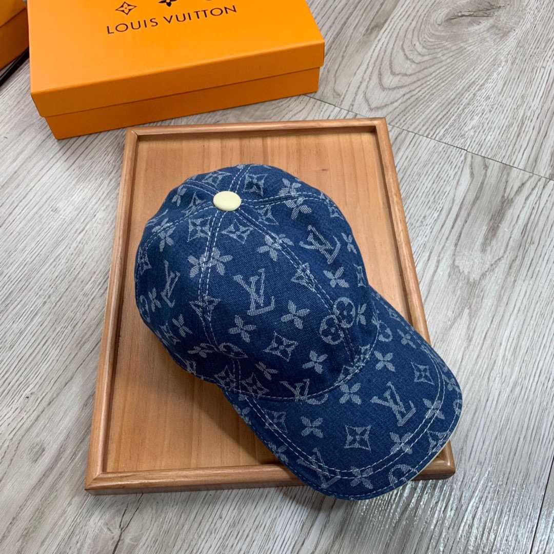 Louis Vuitton Monogram Cap - EUR FASHION